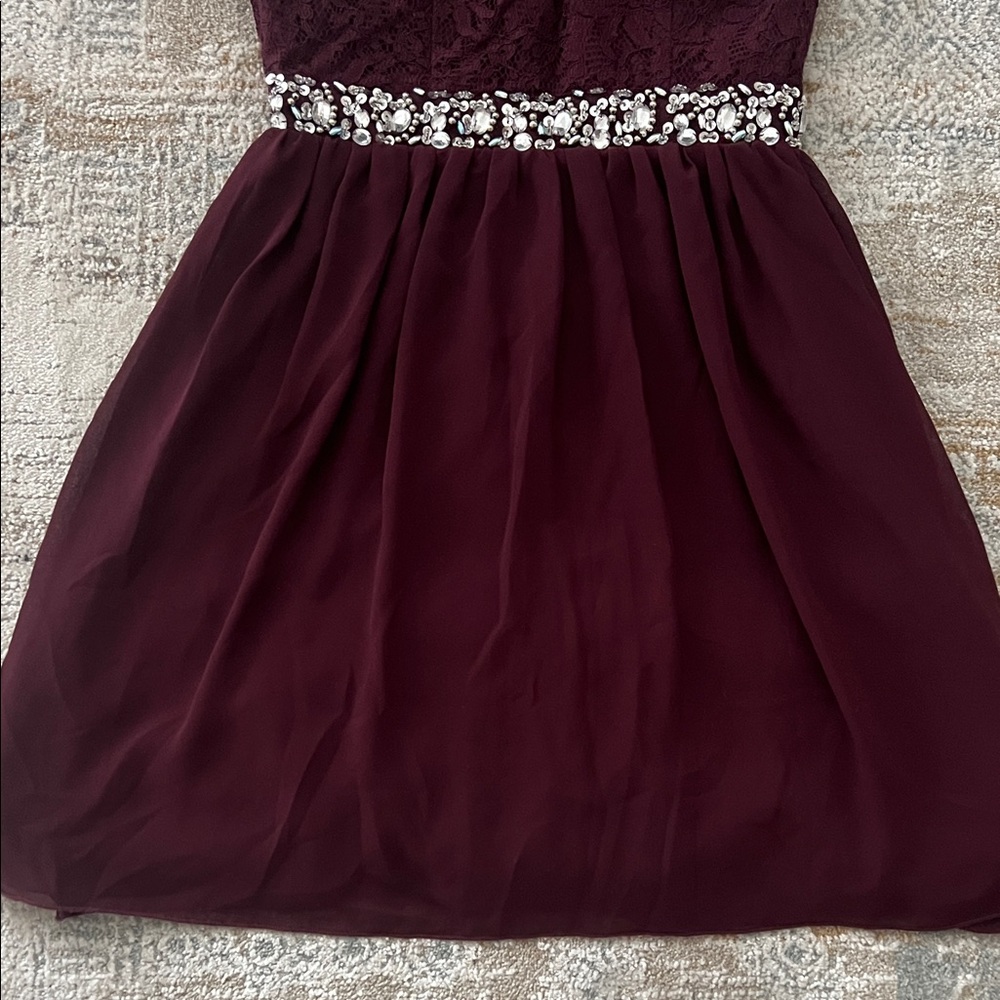 ‼️ Burgundy Dress with Embellished Waist ‼️ - Picture 3 of 4